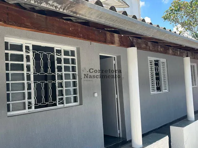 Casa 2 quartos e 2 banheiros, à venda, no bairro Cidade Nova Jacareí em Jacareí