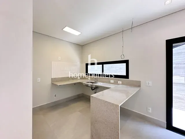 Casa com 196m² 3 quartos e 4 banheiros, à venda, no bairro Parque Taquaral em Campinas