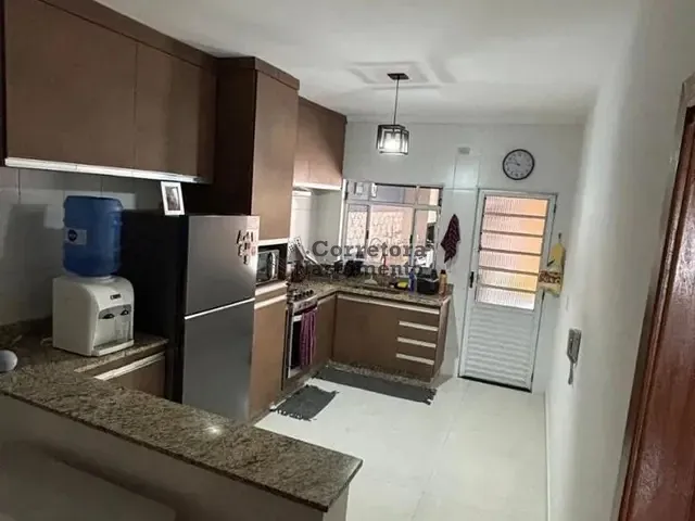 Casa com 150m² 2 quartos e 1 banheiro, à venda, no bairro Parque Santo Antônio em Jacareí