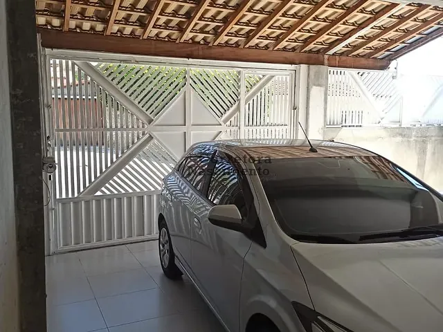 Casa com 257m² 3 quartos e 2 banheiros, à venda, no bairro Parque Santo Antônio em Jacareí