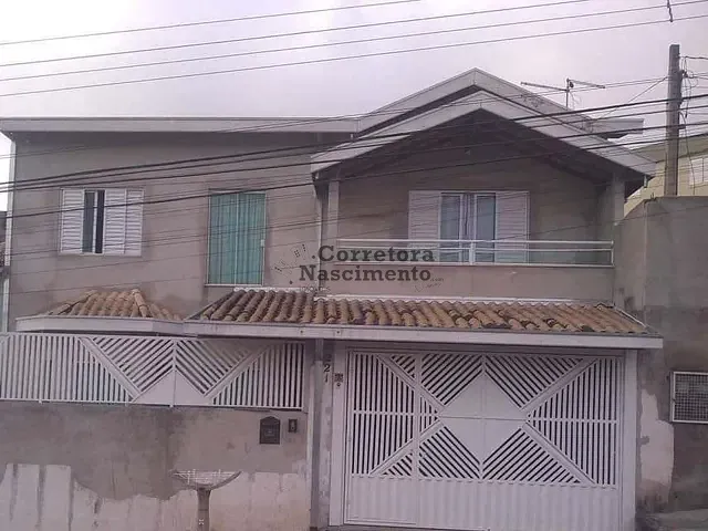 Casa com 257m² 3 quartos e 2 banheiros, à venda, no bairro Parque Santo Antônio em Jacareí