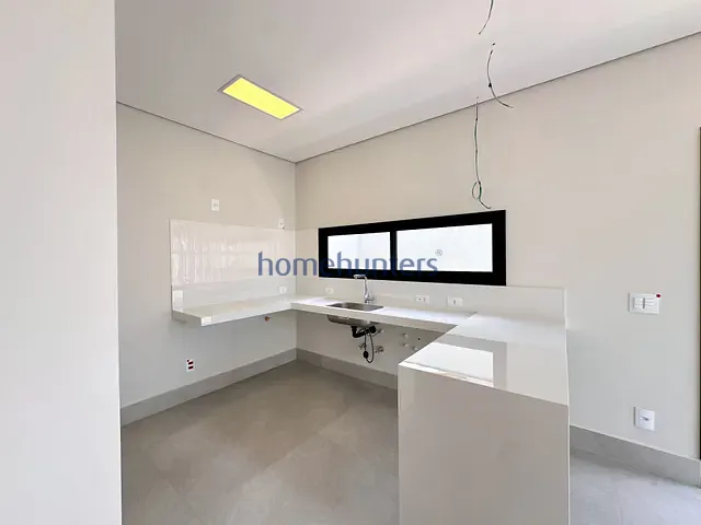 Casa com 242m² 3 quartos e 5 banheiros, à venda, no bairro Parque Taquaral em Campinas