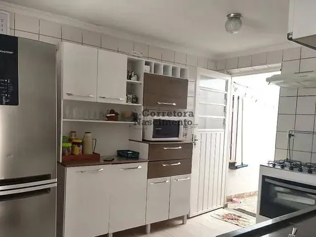 Casa com 217m² 2 quartos e 1 banheiro, à venda ou para alugar, no bairro Centro em Jacareí