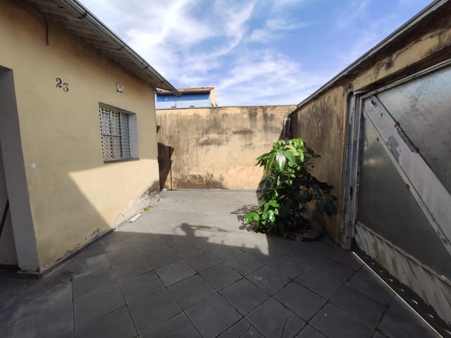 Casa com 215m² 2 quartos e 2 banheiros, à venda, no bairro Jardim Dom José em São Paulo