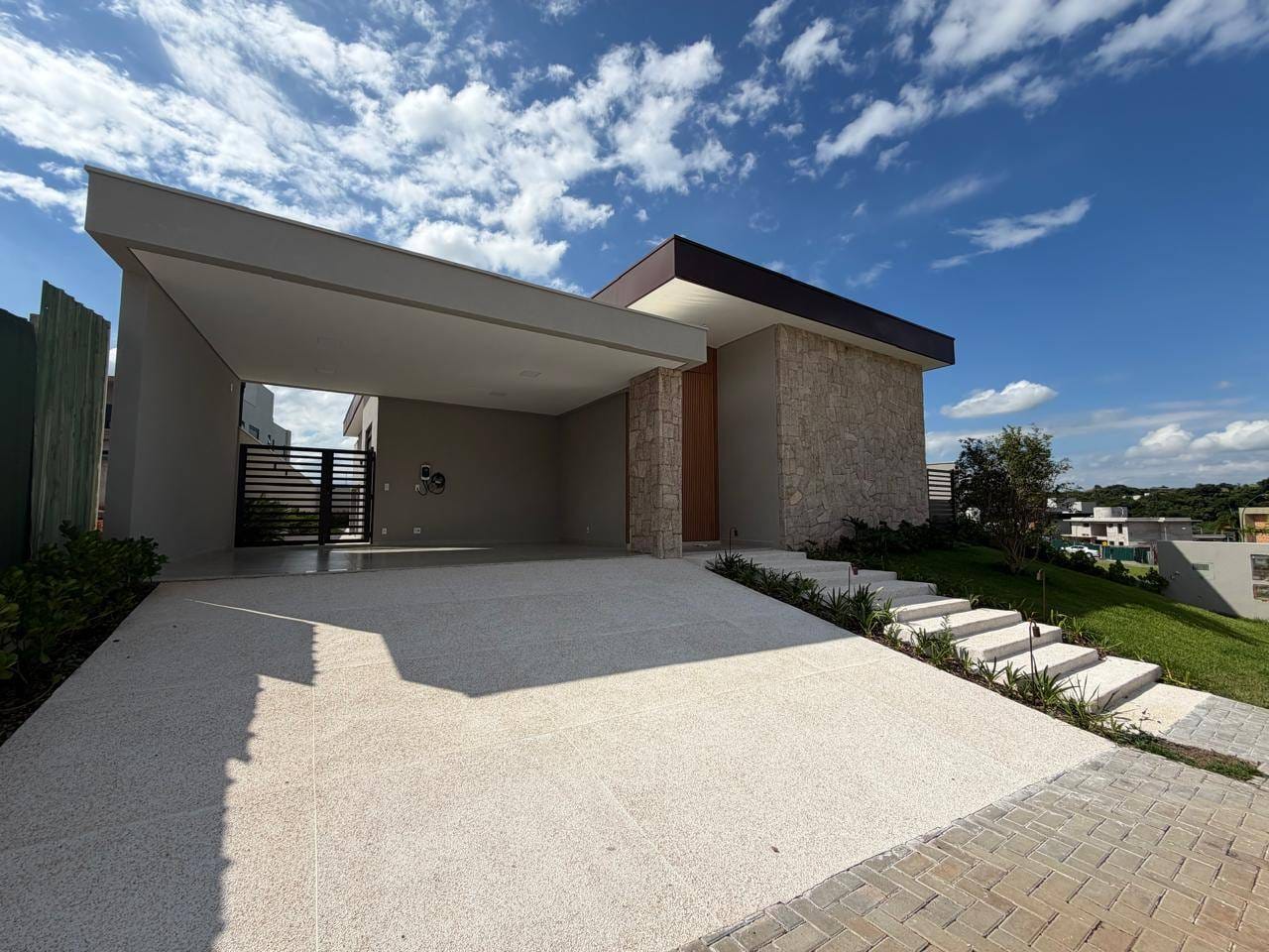 Casa térrea à venda no Residencial Arborais, 3 suítes