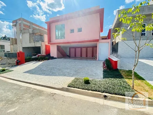 Casa com 360m² 3 quartos e 3 banheiros, à venda, no bairro Rio Abaixo em Atibaia