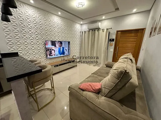 Casa com 142m² 3 quartos e 3 banheiros, à venda, no bairro Loteamento Villa Branca em Jacareí