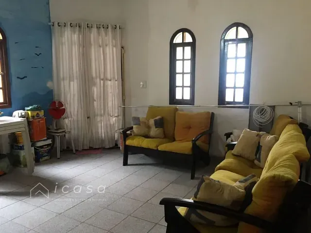 Casa com 275m² 2 quartos e 1 banheiro, à venda, no bairro Pontal de Santa Marina em Caraguatatuba
