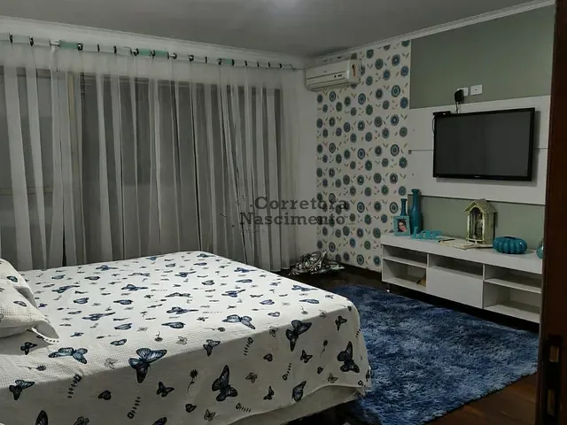 Casa 6 quartos e 3 banheiros, à venda, no bairro Cidade Jardim em Jacareí