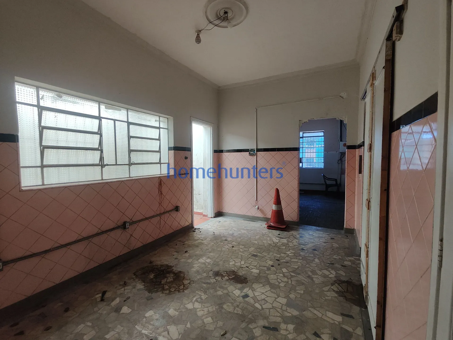 Casa, 1 quarto, 370 m² - Foto 9