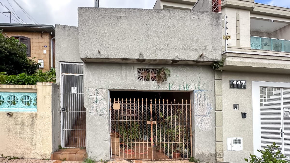 Foto do Casa-Casa tipo para venda em Jardim Regina com 2 quartos, 90m²