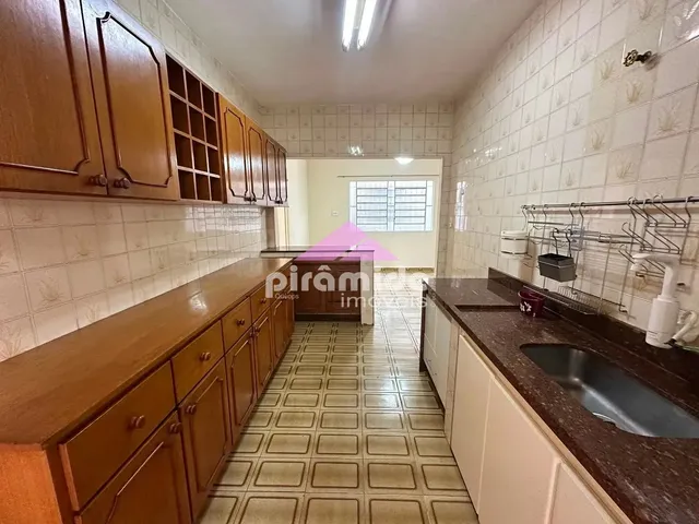 Casa com 110m² 2 quartos e 2 banheiros, para alugar, no bairro Jardim Paulista em São José Dos Campos