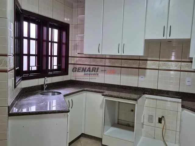 Casa com 250m² 4 quartos e 4 banheiros, à venda, no bairro Jardim Regina em Indaiatuba
