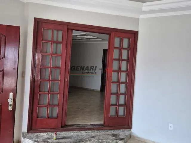 Casa com 250m² 4 quartos e 4 banheiros, à venda, no bairro Jardim Regina em Indaiatuba