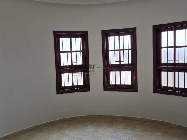 Casa com 250m² 4 quartos e 4 banheiros, à venda, no bairro Jardim Regina em Indaiatuba