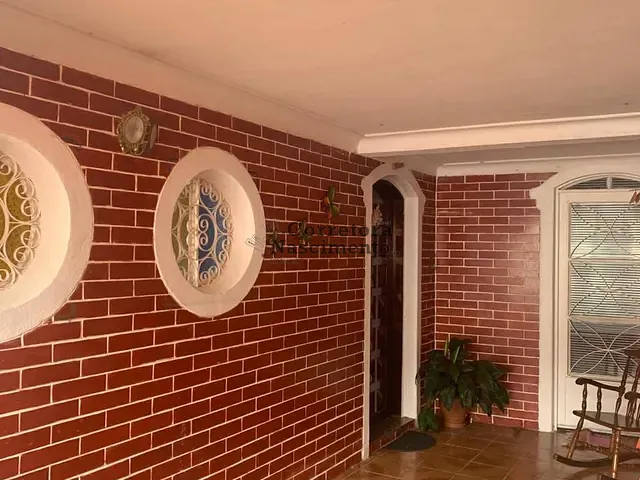 Casa com 354m² 4 quartos e 1 banheiro, à venda, no bairro Jardim Santo Antônio da Boa Vista em Jacareí