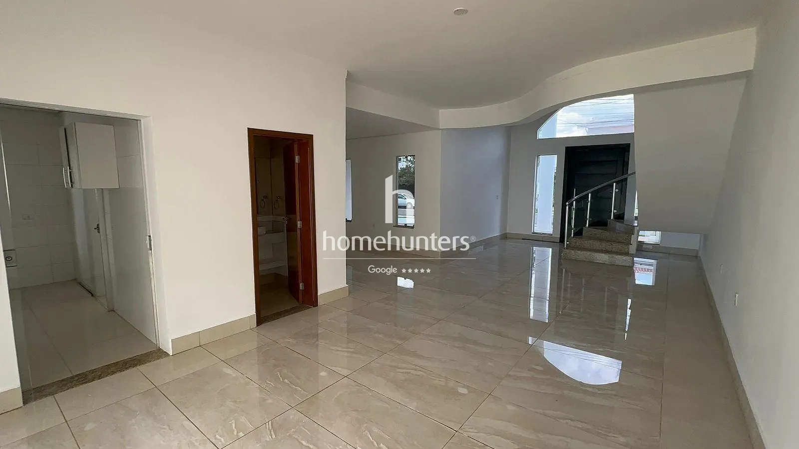 Casa, 3 quartos, 220 m² - Foto 2