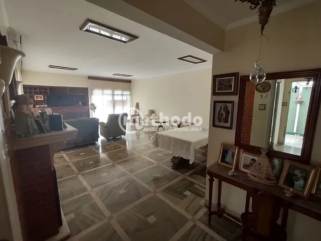 Casa com 480m² 3 quartos e 4 banheiros, à venda, no bairro Taquaral em Campinas