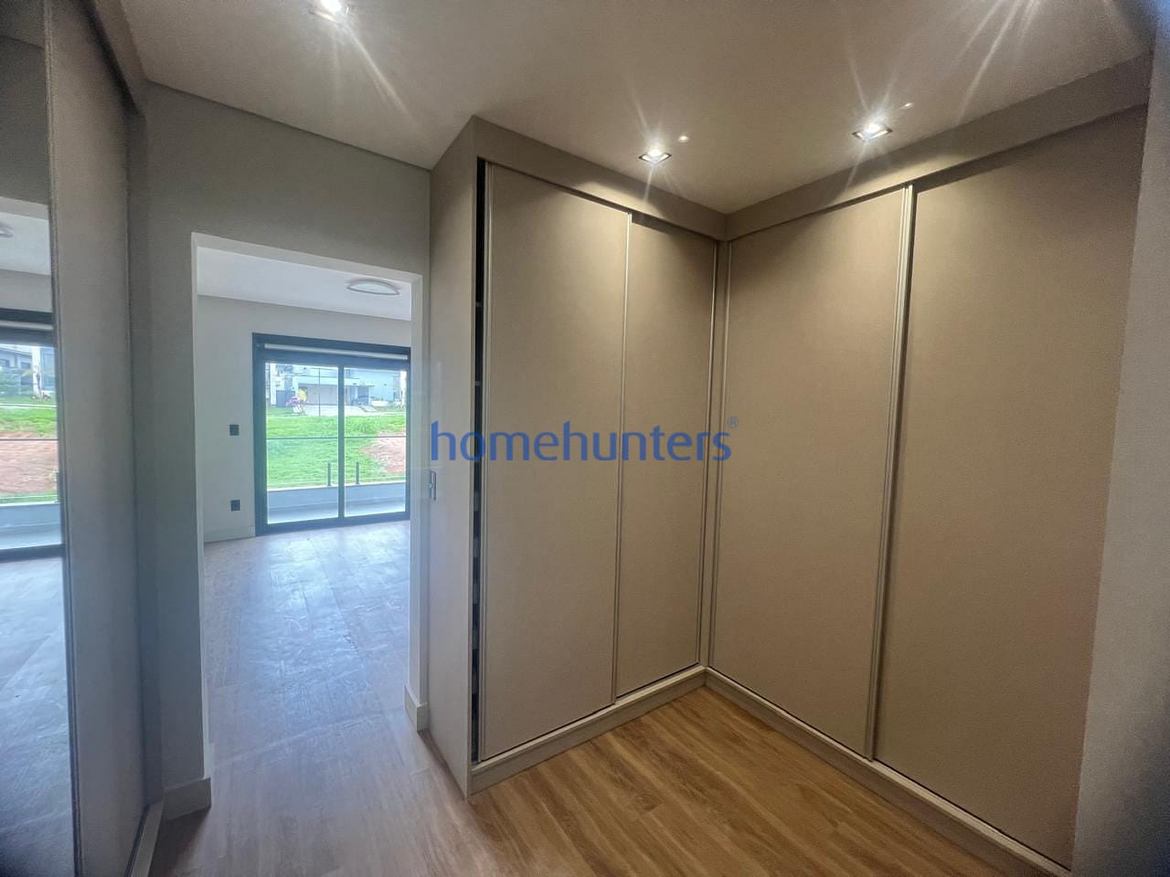 Casa, 4 quartos, 340 m² - Foto 32