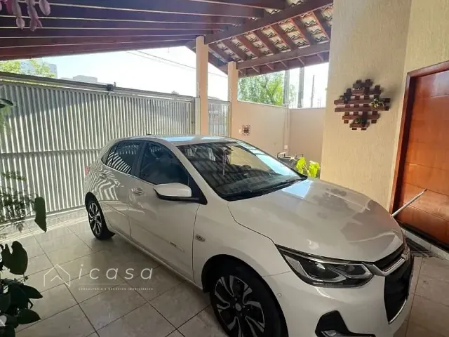 Casa com 250m² 4 quartos e 4 banheiros, à venda, no bairro Vila Branca em Jacareí
