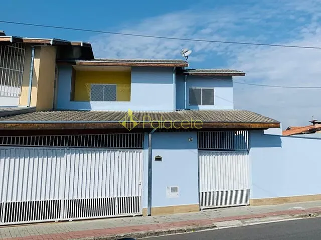 Casa 2 quartos e 1 banheiro, à venda, no bairro Jardim Gurilândia em Taubaté