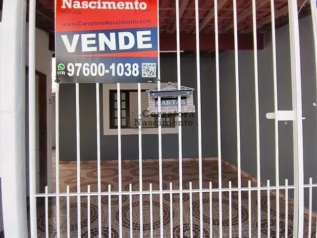 Casa com 140m² 2 quartos e 1 banheiro, à venda, no bairro Residencial Santa Paula em Jacareí