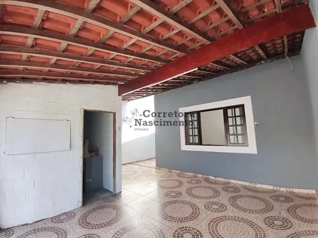 Casa com 140m² 2 quartos e 1 banheiro, à venda, no bairro Residencial Santa Paula em Jacareí