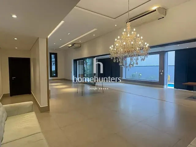 Casa 4 quartos e 7 banheiros, à venda, no bairro Swiss Park em Campinas