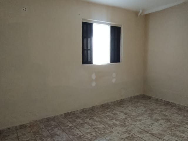 Foto do Casa - 1 Quarto e Cozinha para Alugar  – Próximo ao Zoológico de Guarulhos! | Imobiliária Compare