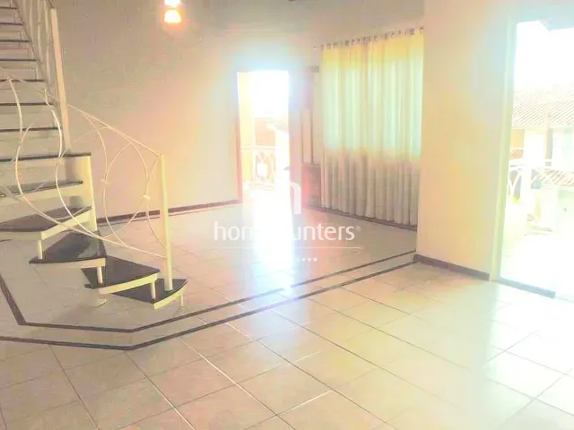 Casa 3 quartos e 3 banheiros, para alugar, no bairro Lenheiro em Valinhos