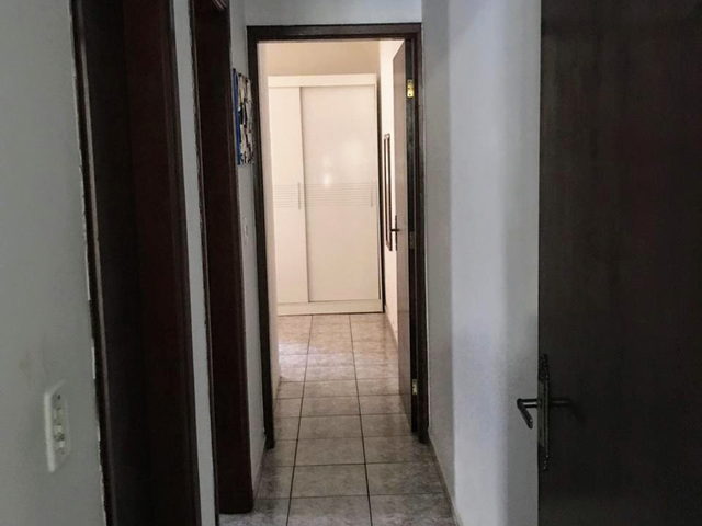 Casa 2 quartos e 1 banheiro, à venda, no bairro Parque São Domingos em Pindamonhangaba