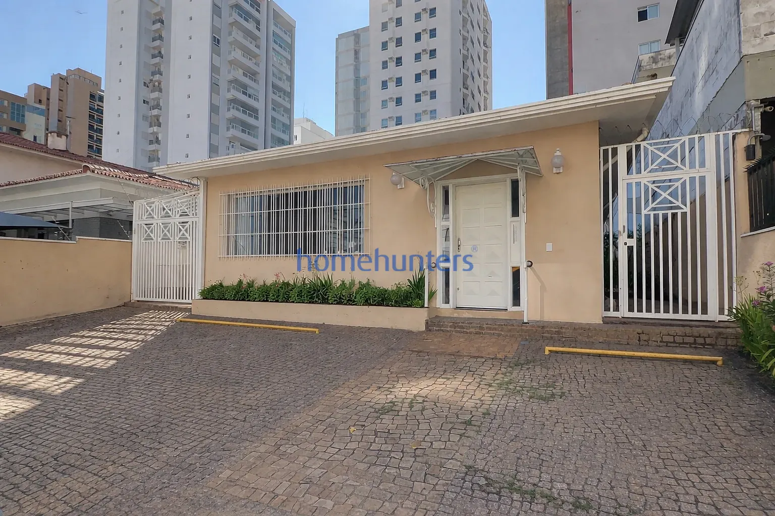 Casa, 1 quarto, 299 m² - Foto 1