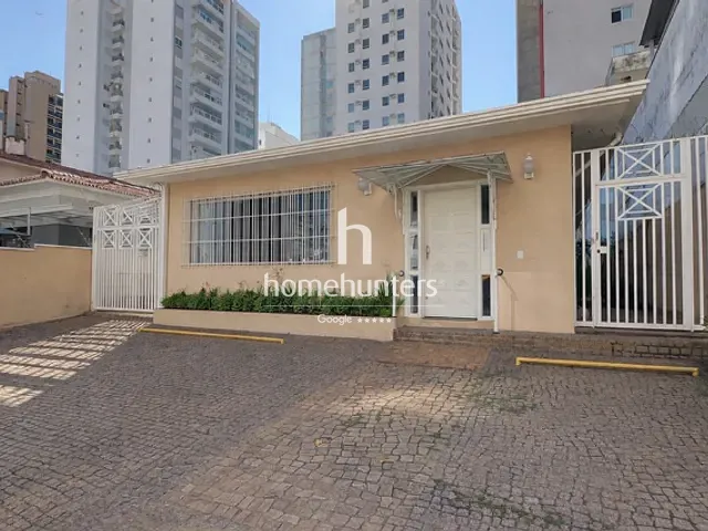 Casa à venda, no bairro Cambuí em Campinas
