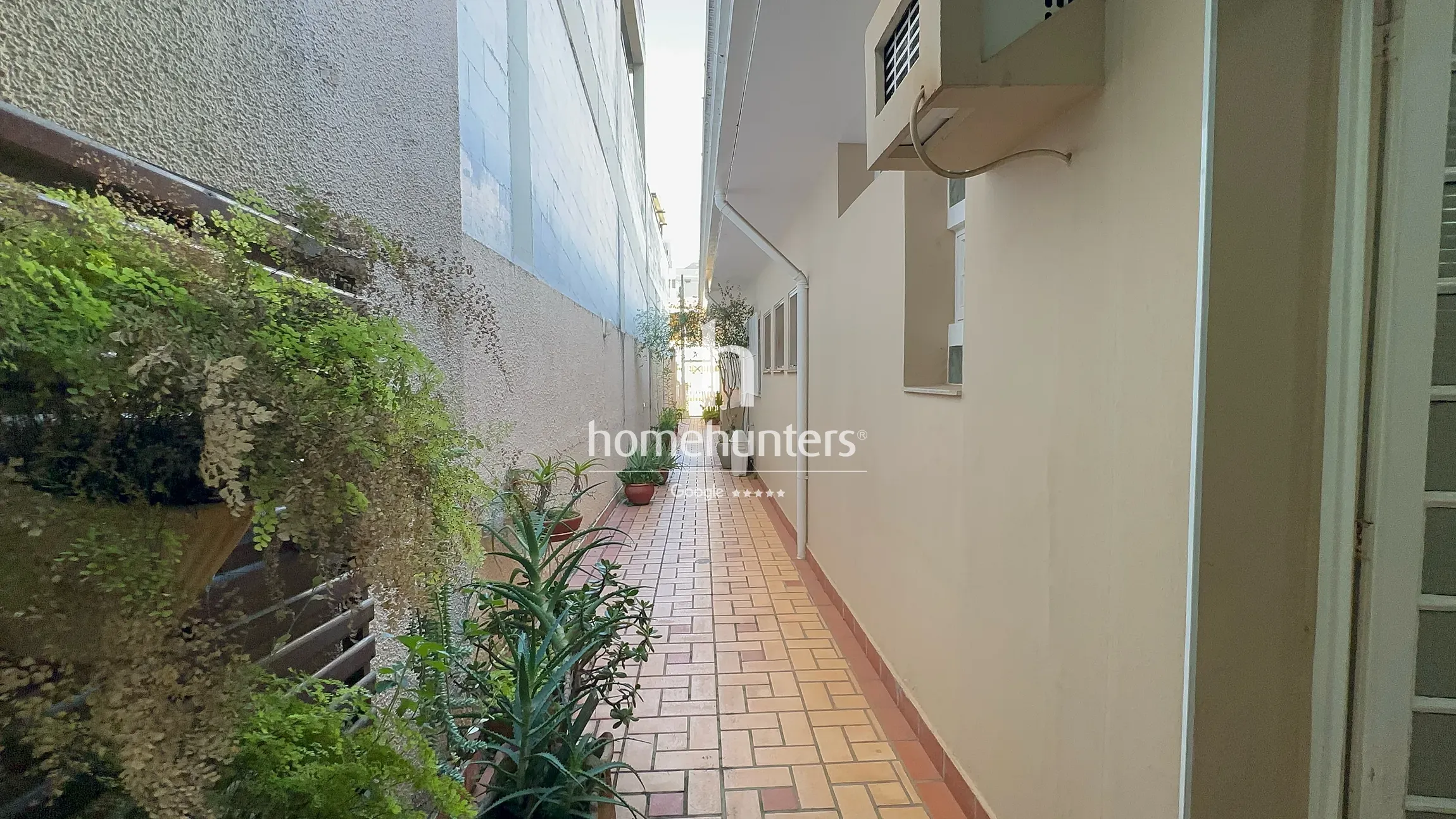 Casa, 1 quarto, 299 m² - Foto 3