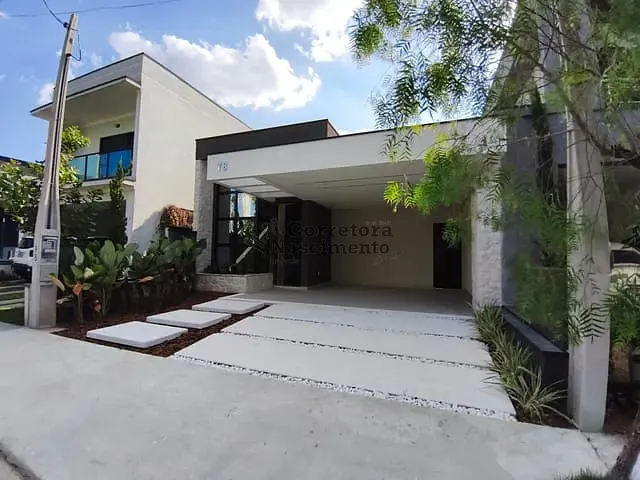 Casa com 212m² 3 quartos e 2 banheiros, à venda, no bairro Jardim Jacinto em Jacareí