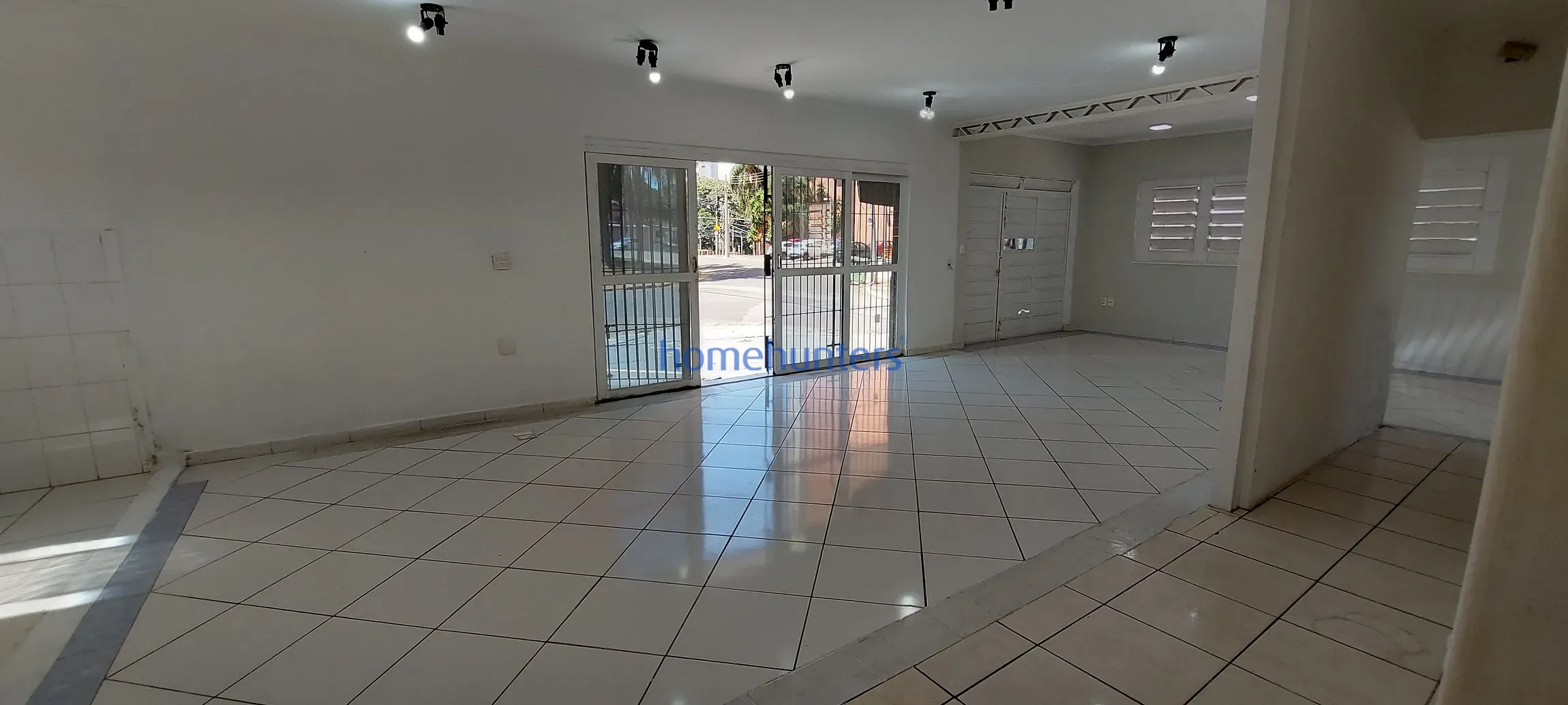 Casa, 1 quarto, 182 m² - Foto 30