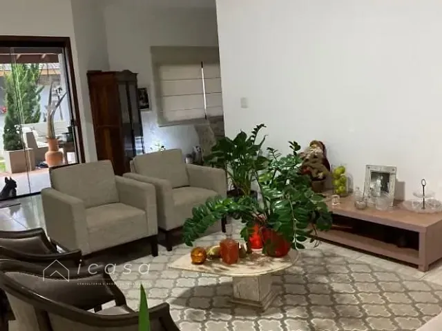 Casa com 890m² 4 quartos e 4 banheiros, à venda, no bairro Jardim das Nações em Taubaté