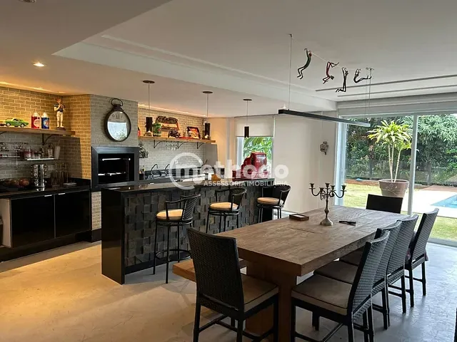 Casa com 584m² 5 quartos e 8 banheiros, à venda, no bairro Caminhos de San Conrado em Campinas