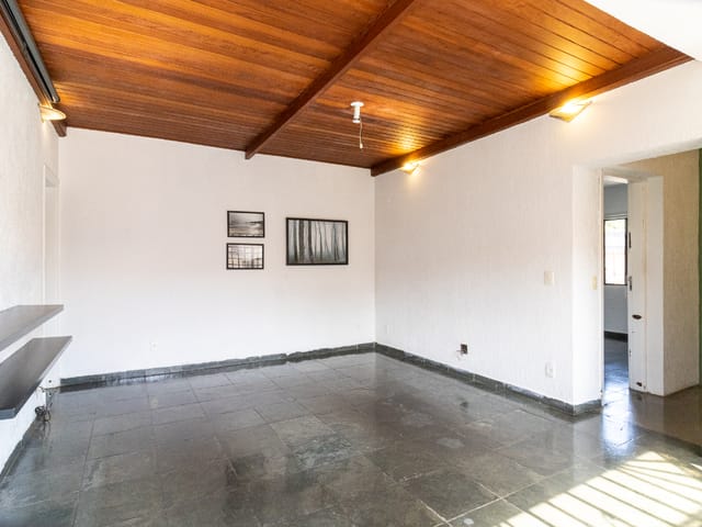 Casa com 264m² 2 quartos e 3 banheiros, à venda, no bairro Vila Romana em São Paulo
