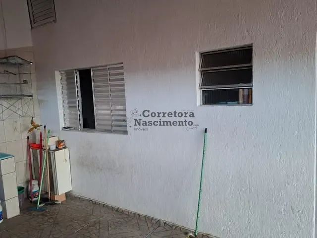 Casa com 250m² 10 quartos e 4 banheiros, à venda, no bairro Vila Machado em Jacareí