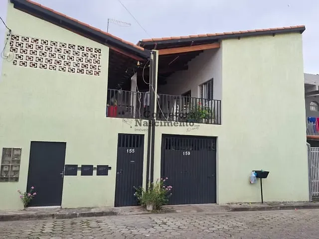 Casa com 250m² 10 quartos e 4 banheiros, à venda, no bairro Vila Machado em Jacareí
