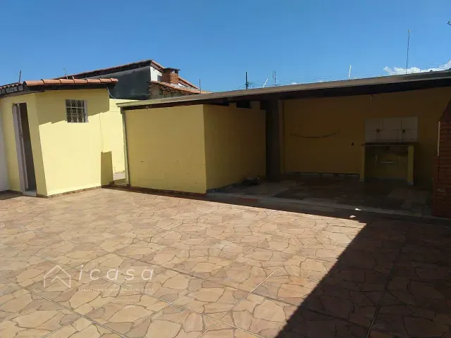 Casa com 250m² 3 quartos e 2 banheiros, à venda, no bairro Flor Do Vale em Tremembé