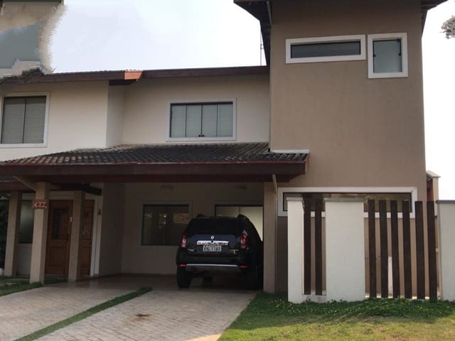 Casa à venda, no bairro Condomínio Real Ville em Pindamonhangaba