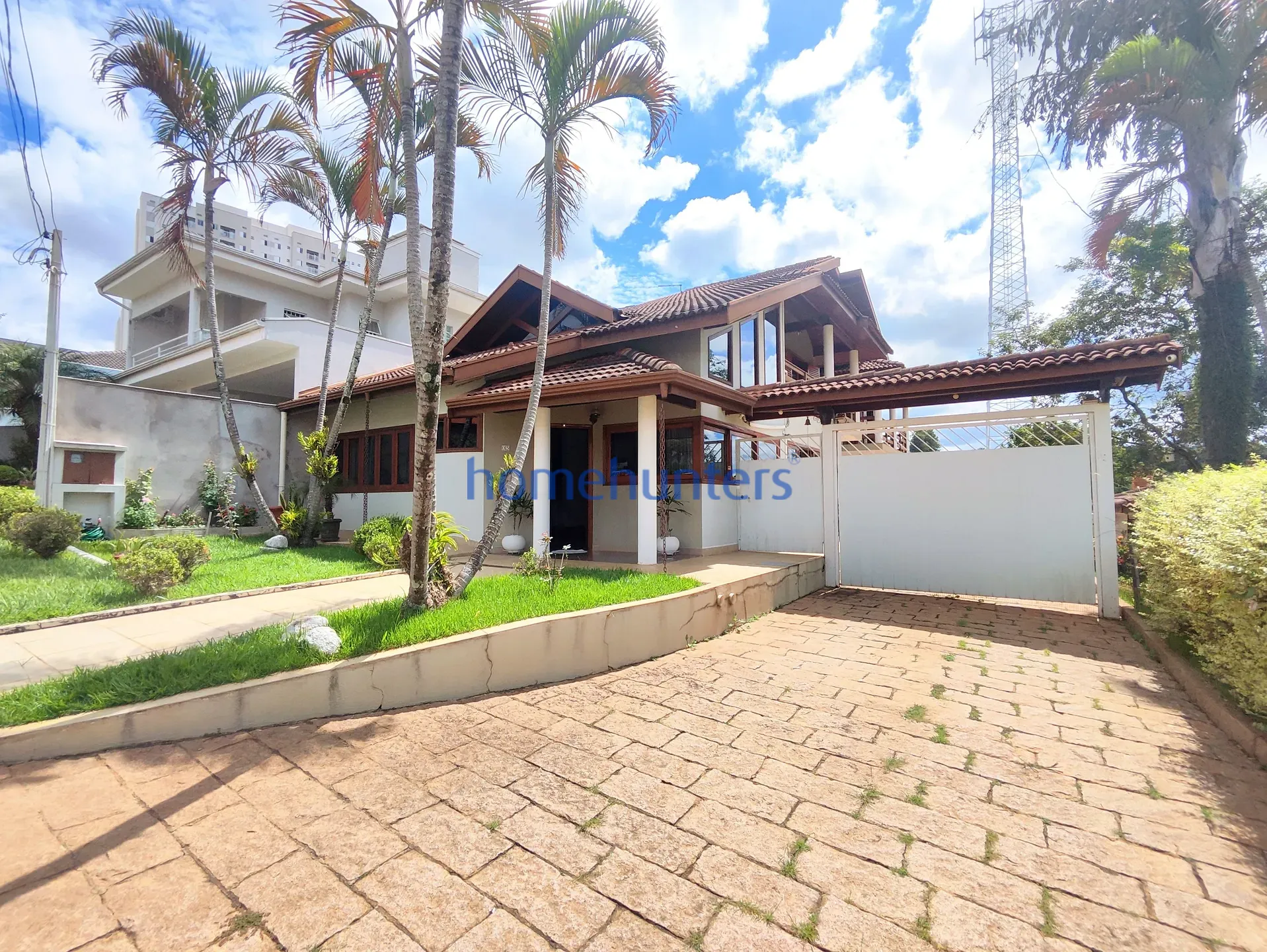 Casa, 3 quartos, 315 m² - Foto 1