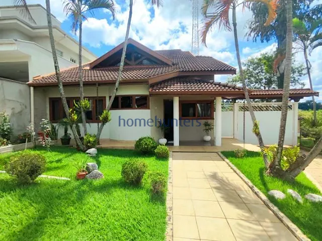 Casa 3 quartos e 5 banheiros, à venda, no bairro Villa Moletta em Valinhos