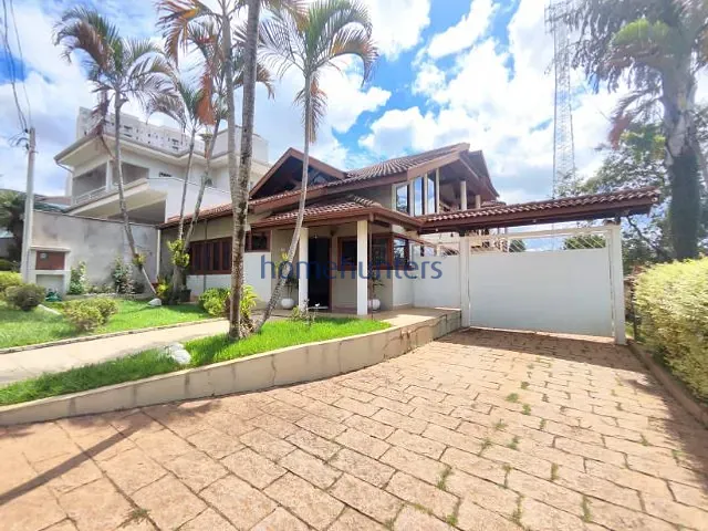 Casa 3 quartos e 5 banheiros, à venda, no bairro Villa Moletta em Valinhos