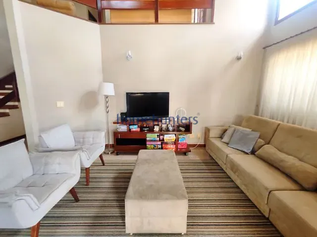 Casa 3 quartos e 5 banheiros, à venda, no bairro Villa Moletta em Valinhos