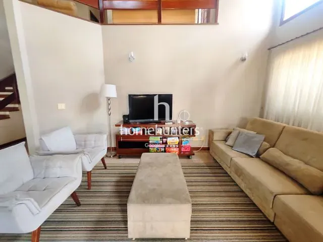 Casa 3 quartos e 5 banheiros, à venda, no bairro Villa Moletta em Valinhos