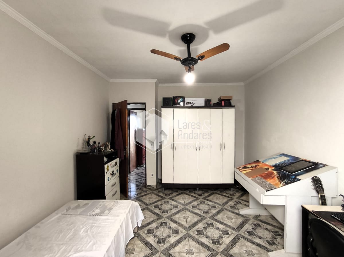 Casa à venda com 2 quartos, 101m² - Foto 13
