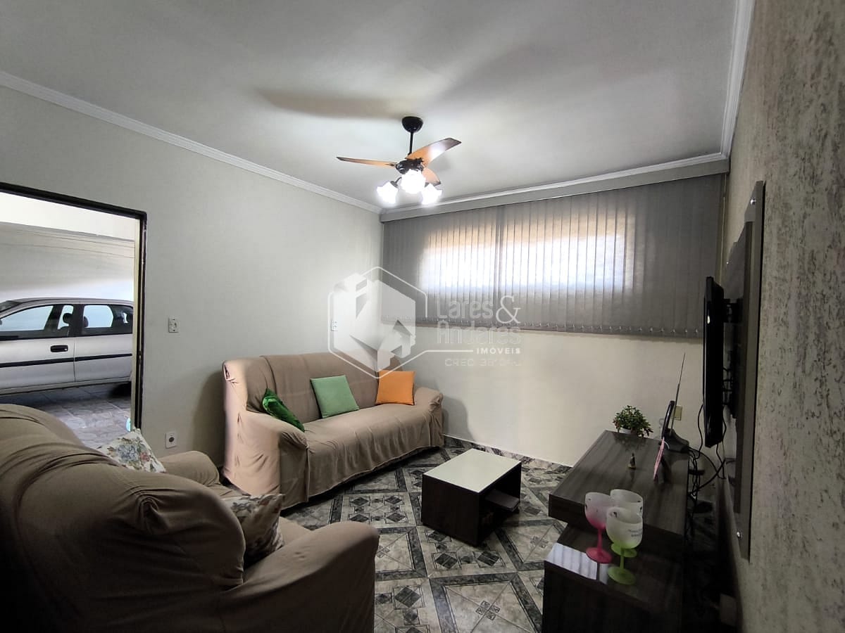 Casa à venda com 2 quartos, 101m² - Foto 3